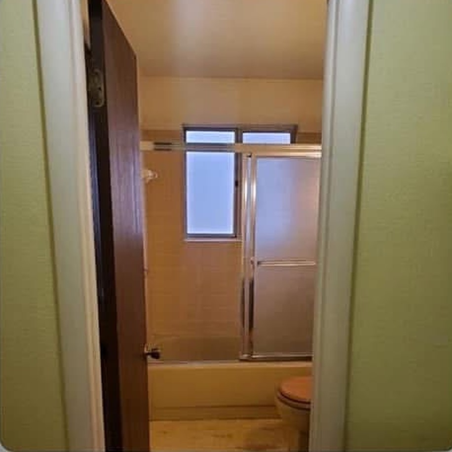Bathroom before remodel