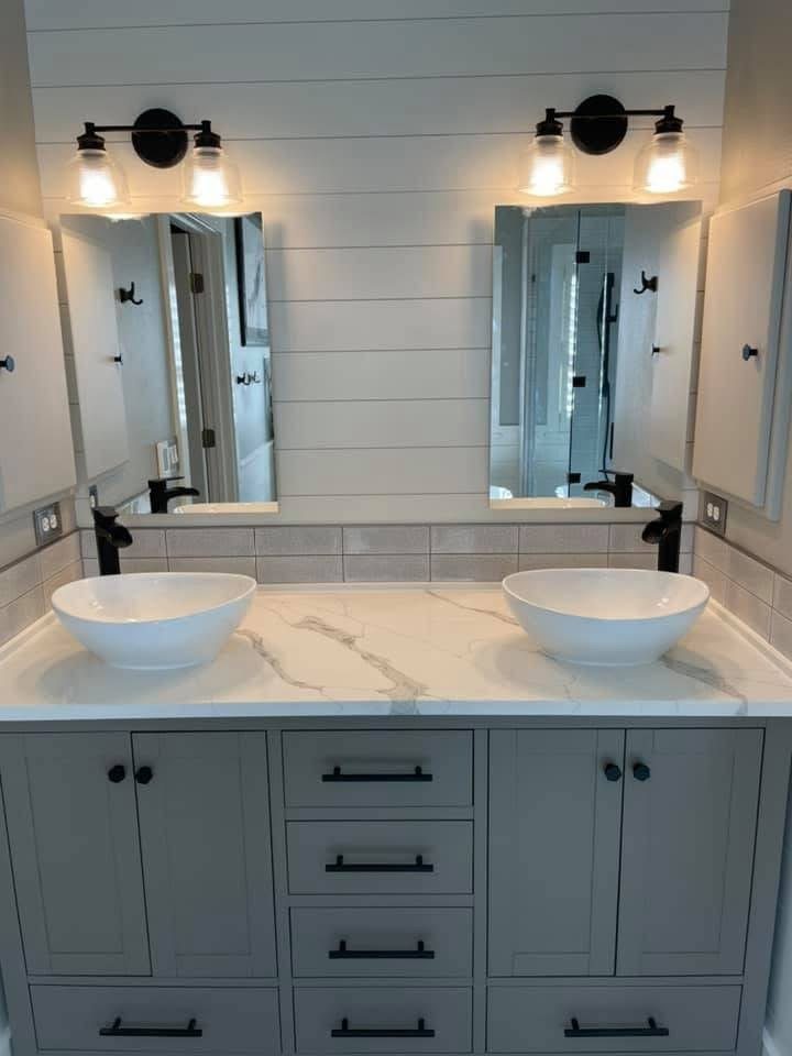 Bathrooms project by Boise River Home Repair and Remodel