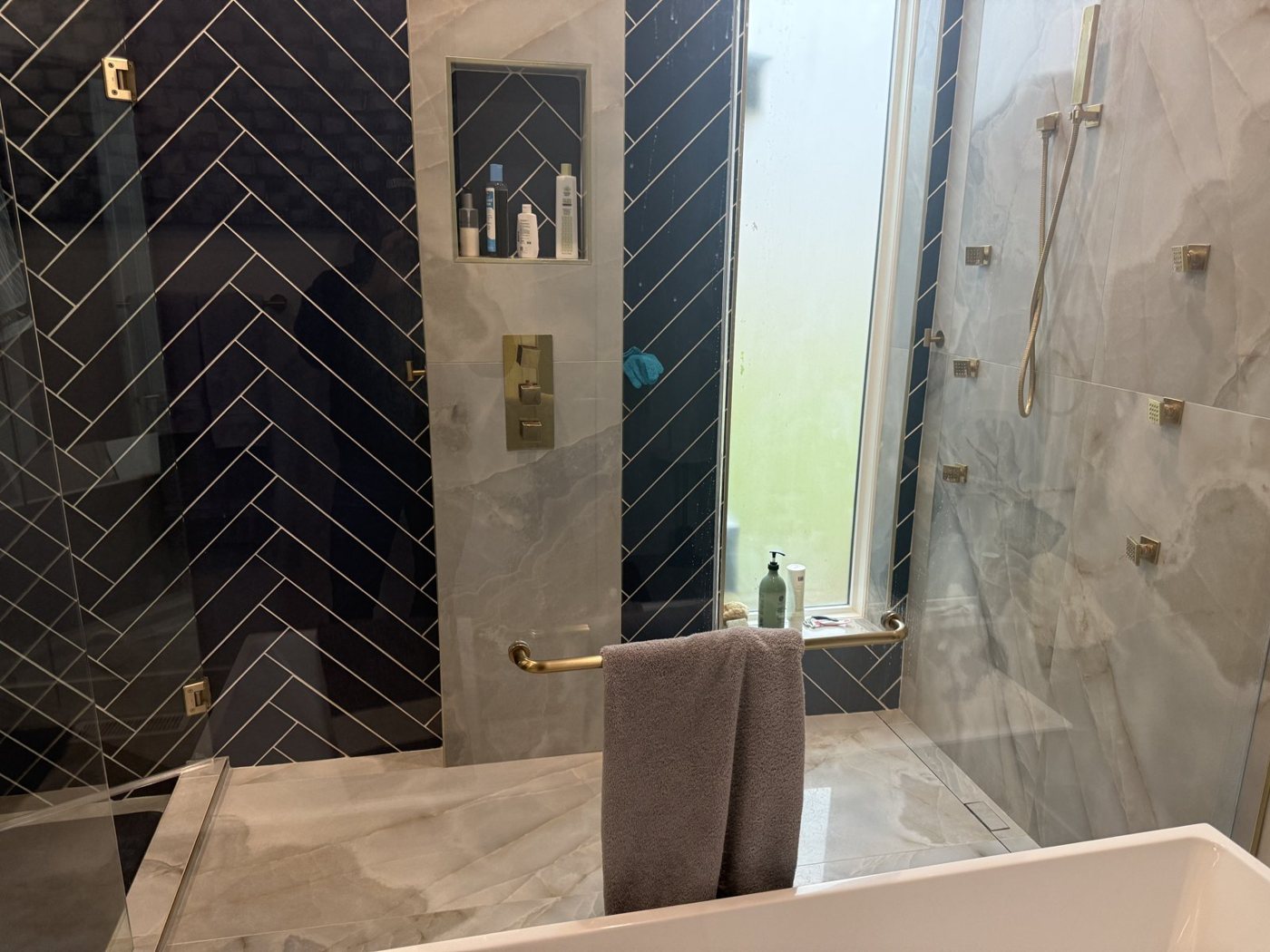 Tile sealing project in the Boise area